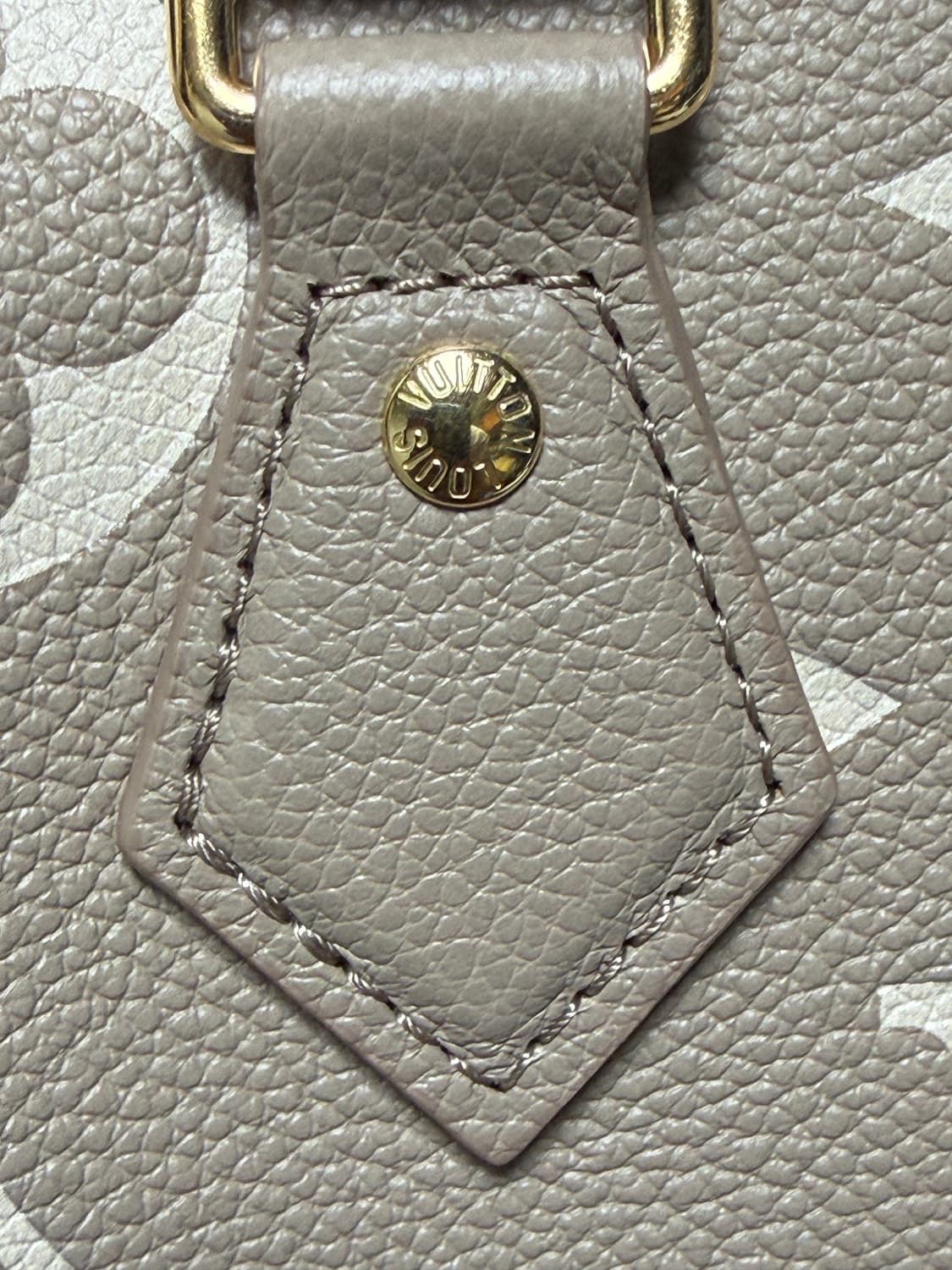 (새상품급)루이비통 스피디 반둘리에 20 내장칩 상품이미지7