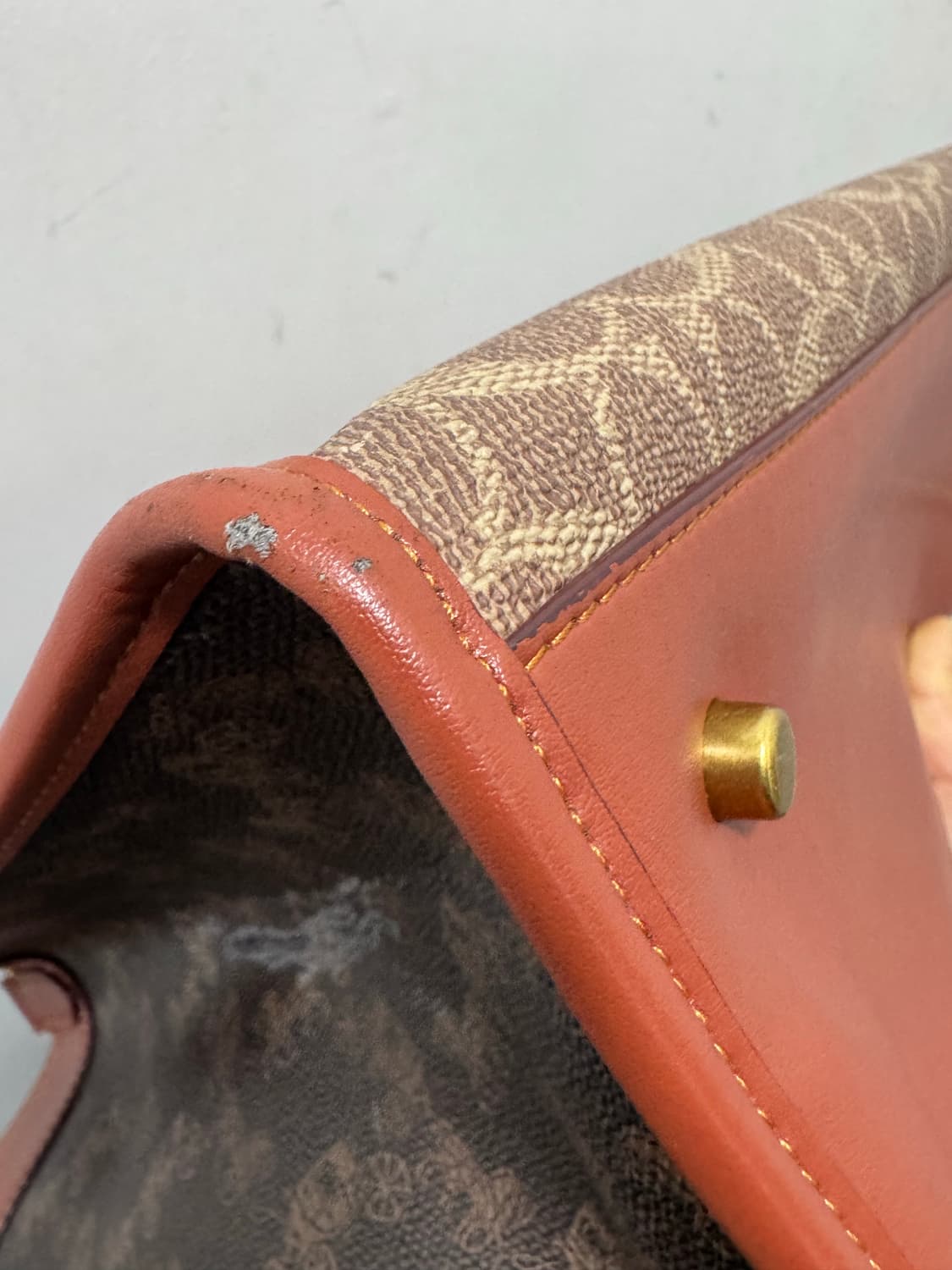 코치 시그니처 패턴 토트백 브라운 상품이미지9