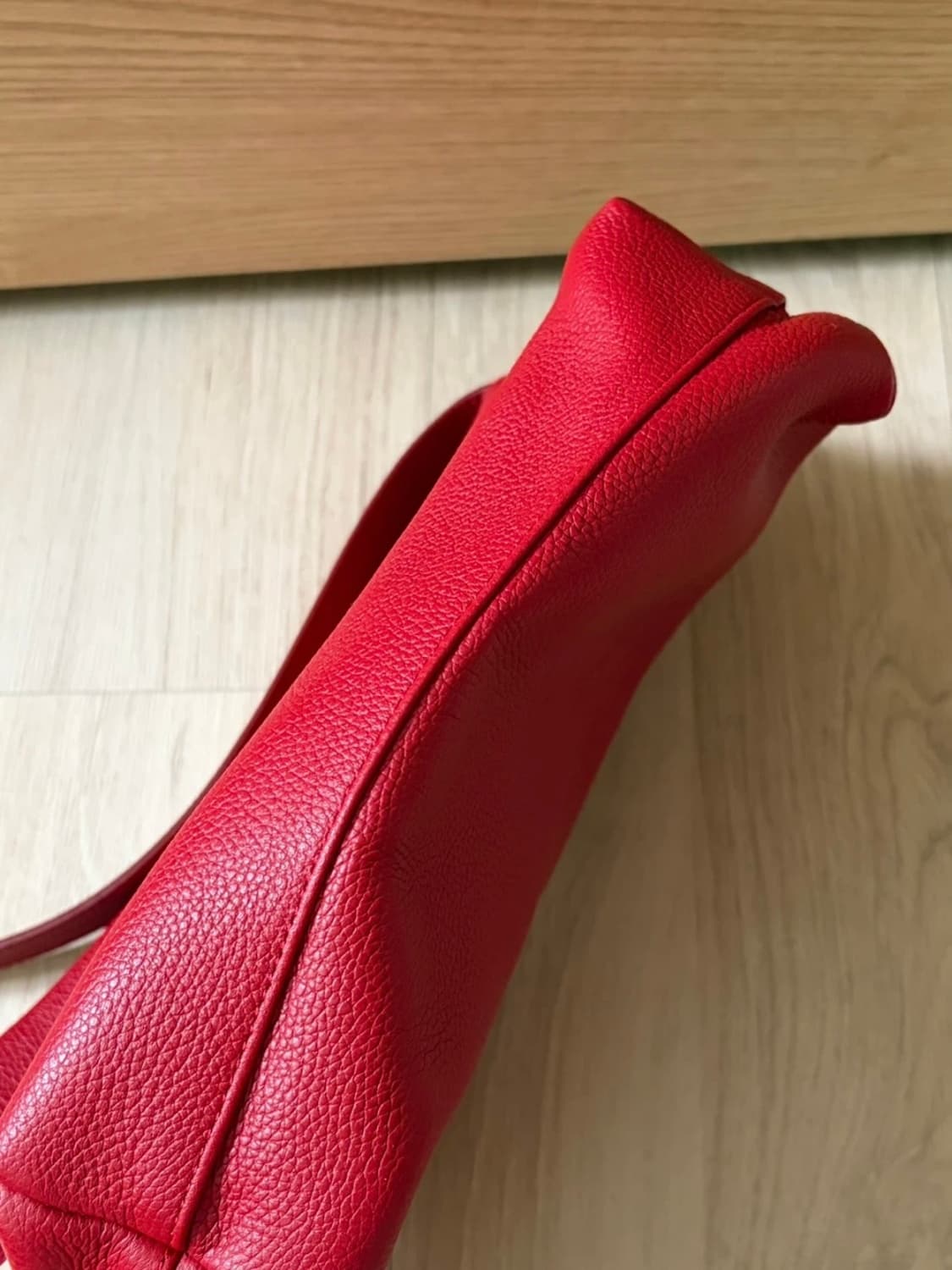 시엔느 에세이 백 레드 Essay bag  상품이미지3