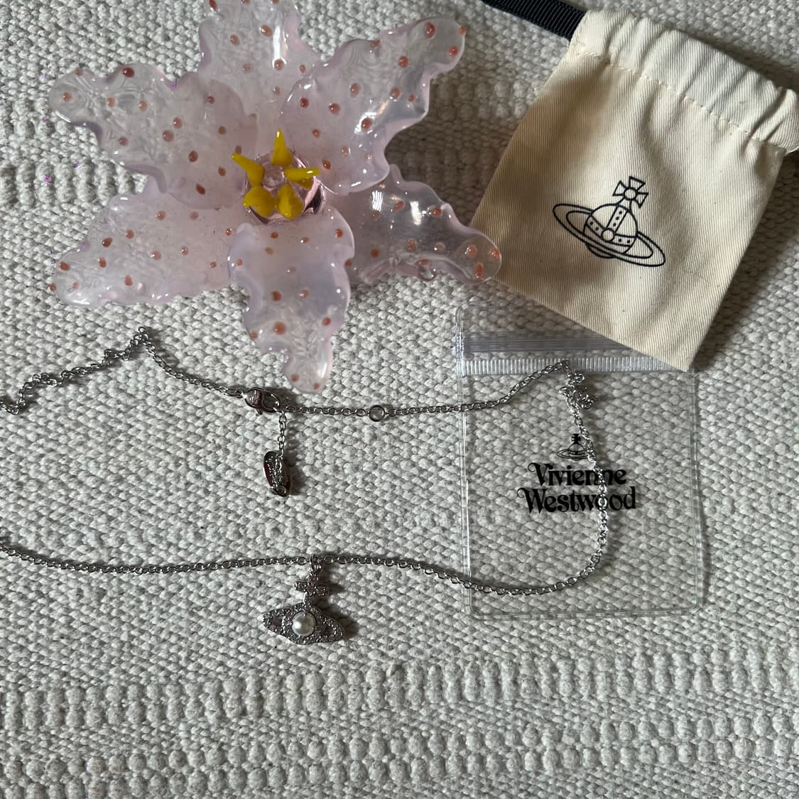 비비안웨스트우드 올림피아 펄 펜던트 네크리스 상품이미지3