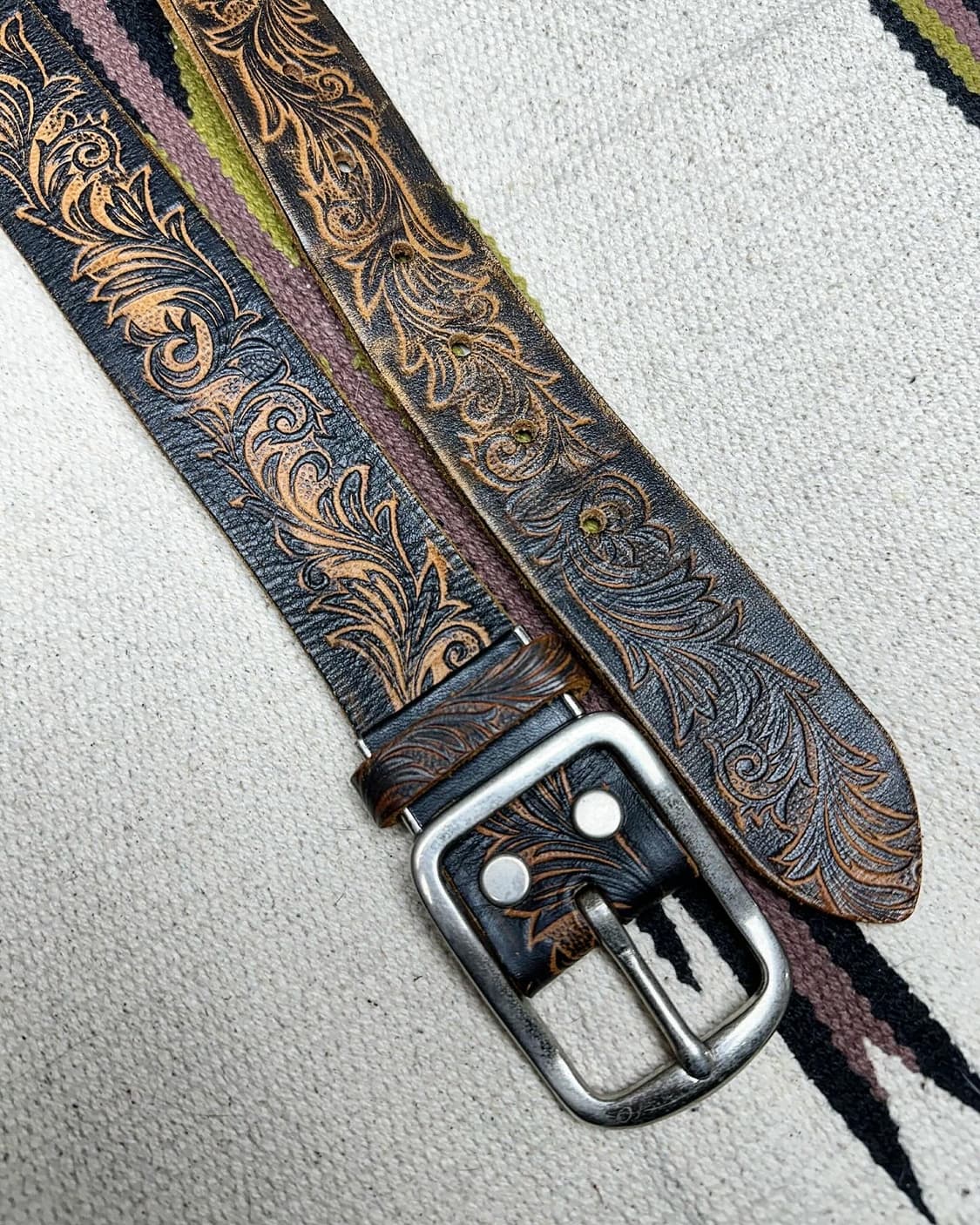 Luxury retro metal carved leather belt main image 0