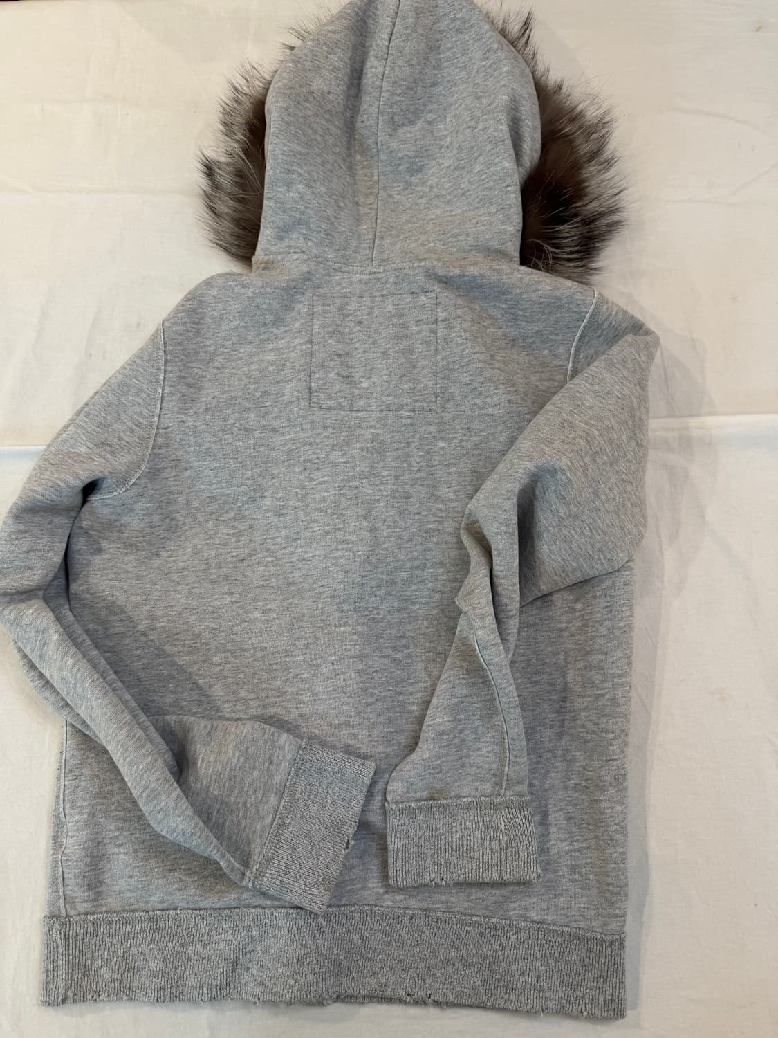 아베크롬비 y2k 울프죠 퍼 후드집업 그레이 상품이미지3