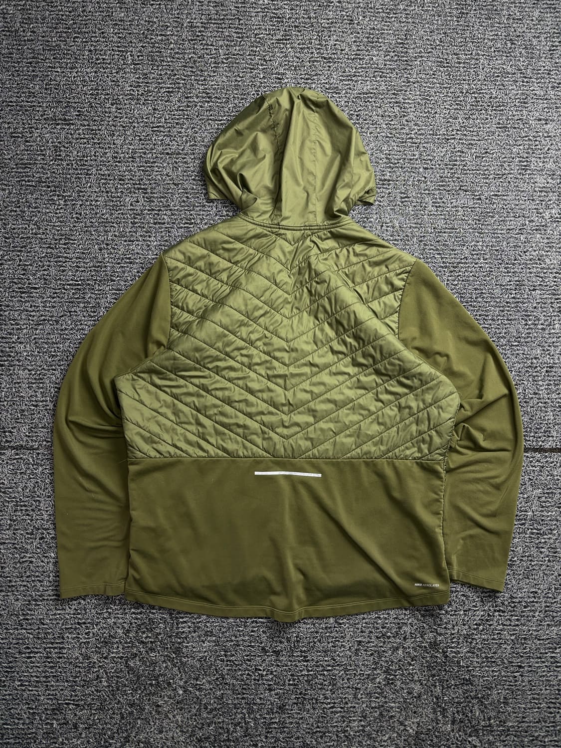 나이키 스카치 스우시 에어로레이어 러닝 경량패딩 2395 상품이미지4