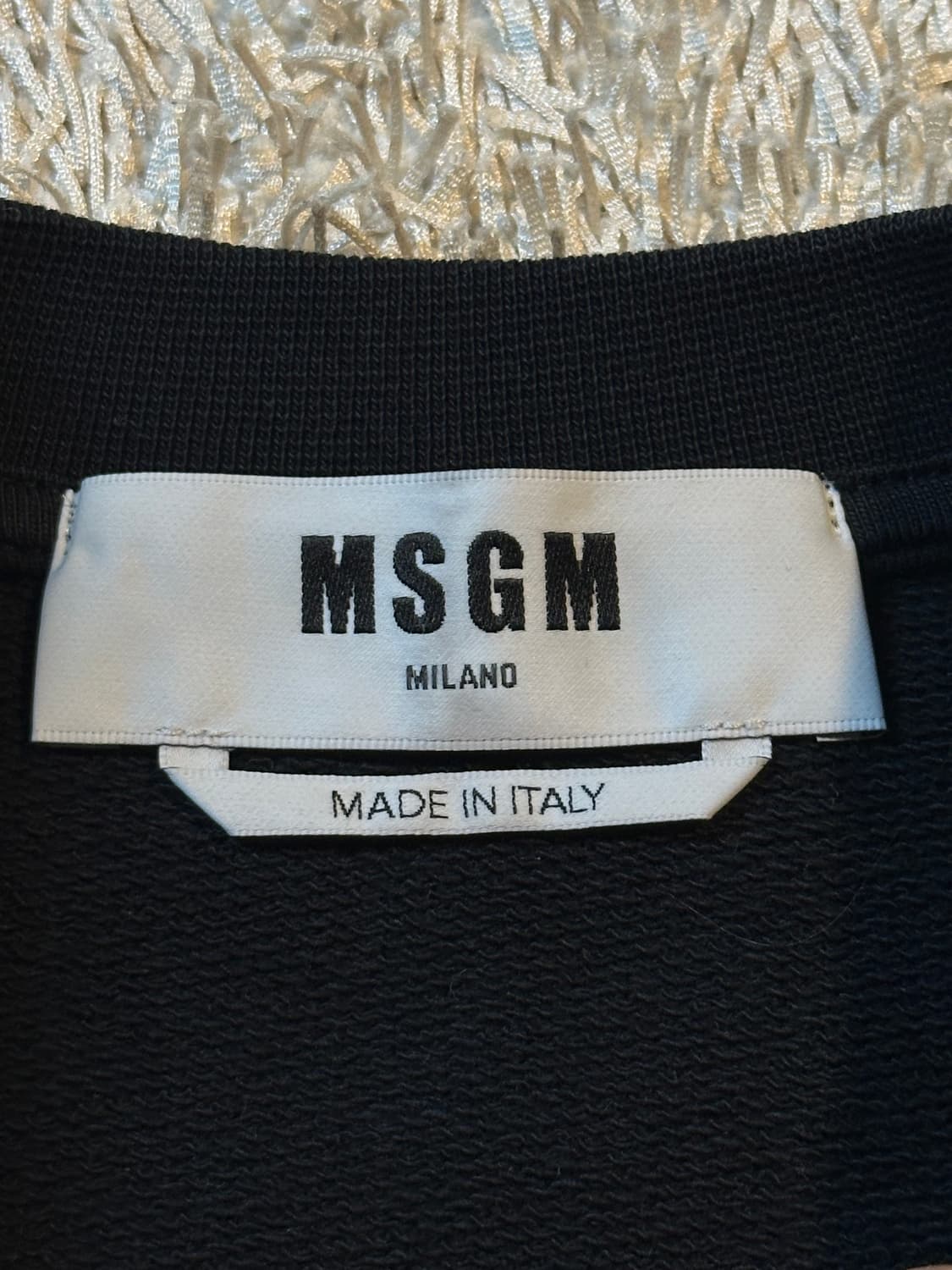 엠에스지엠 MSGM 밀라노 로고 맨투맨 블랙 핑크 상품이미지4