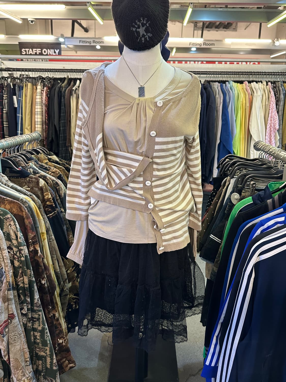 BURBERRY 버버리 베이지 스트라이프 가디건 상품이미지2