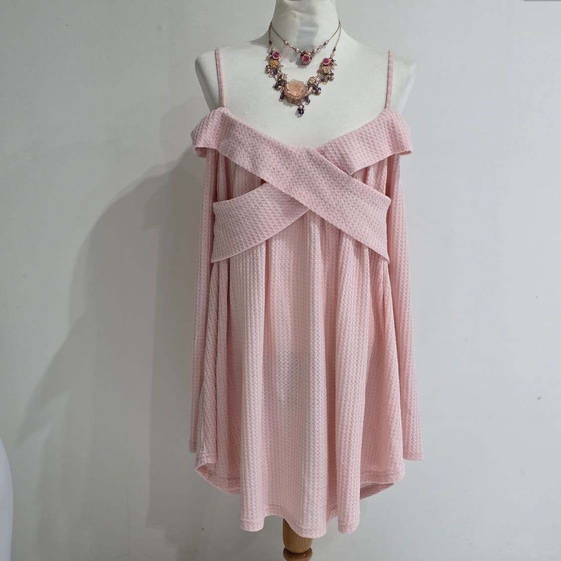 빈티지)핑크 딸기우유 셔링 오프숄더 핀터깔 히메갸루 긴팔 블라우스 상품이미지3