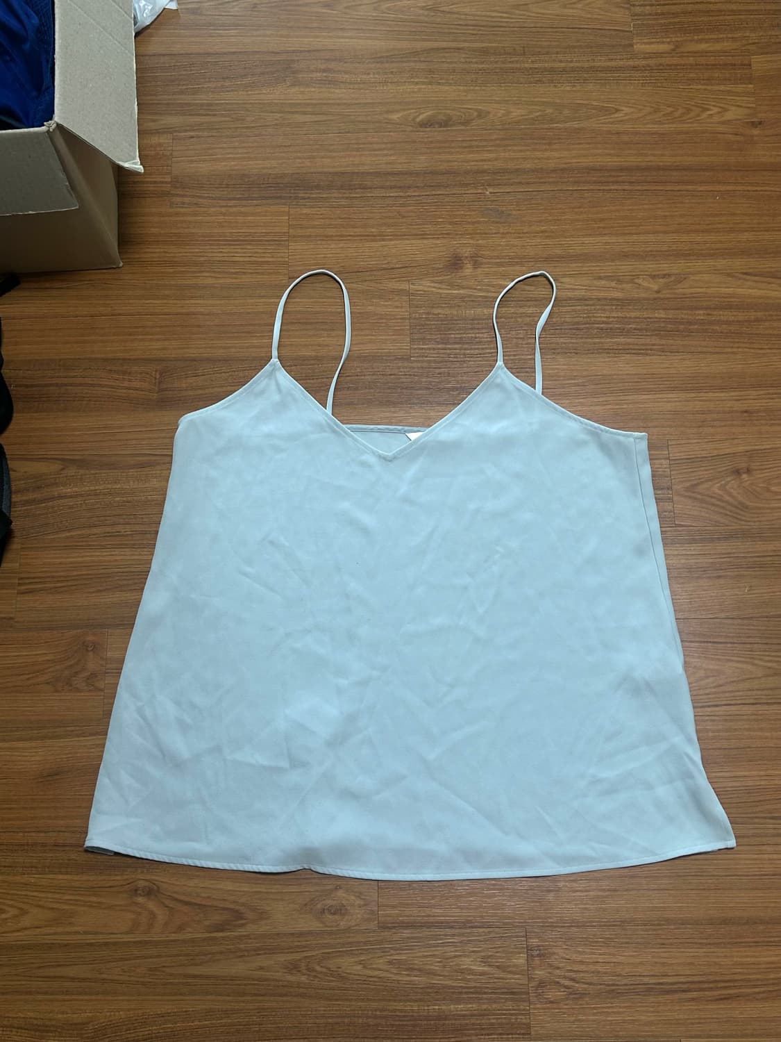 유니클로 실키 슬리브리스 하늘색 상품이미지2