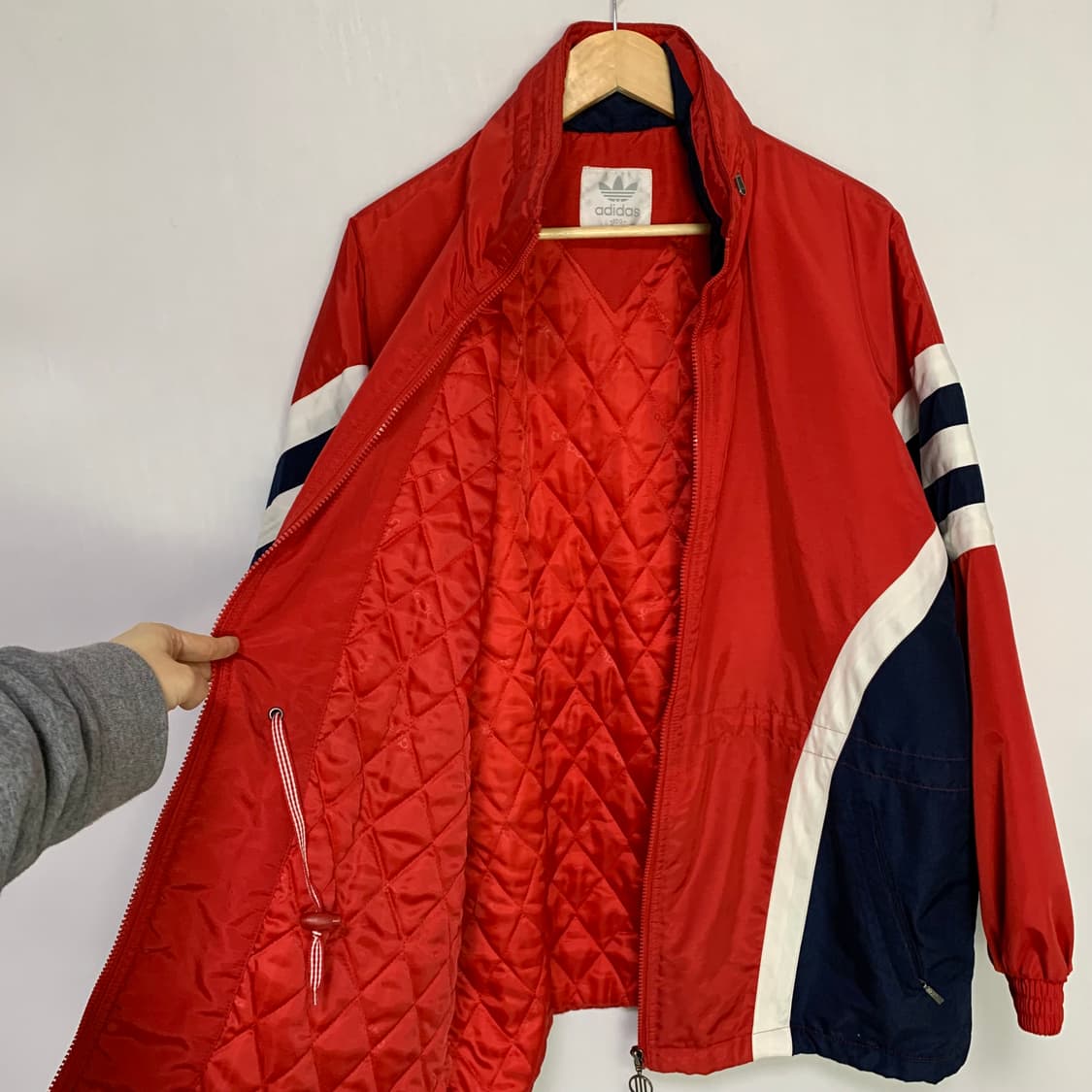 아디다스 올드스쿨 바람막이 레드/네이비 100 오버핏 빈티지 점퍼 상품이미지7