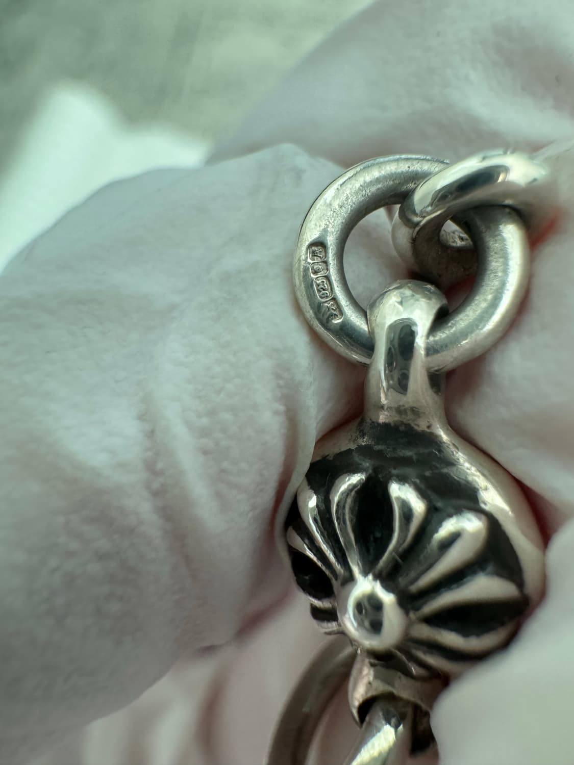 크롬하츠 원볼 타이니 크로스 펜던트 상품이미지5