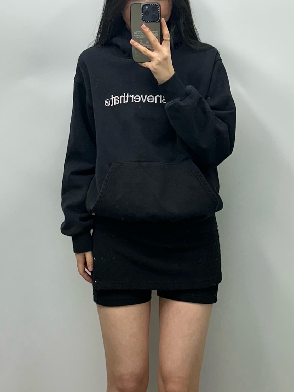 디스이즈네버댓 자수로고 블랙 후드티 상품이미지1