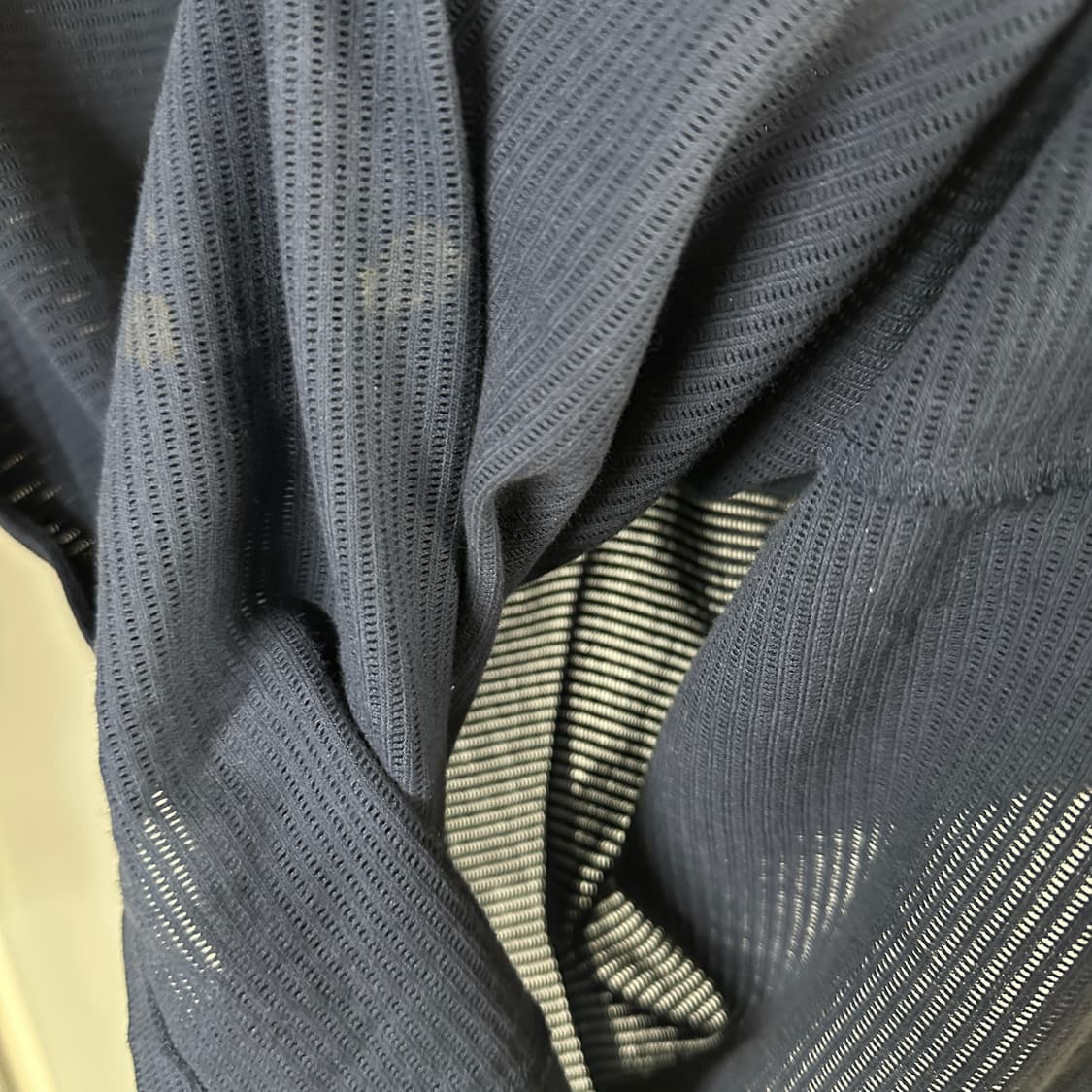 선스펠 크루넥 티셔츠 상품이미지3