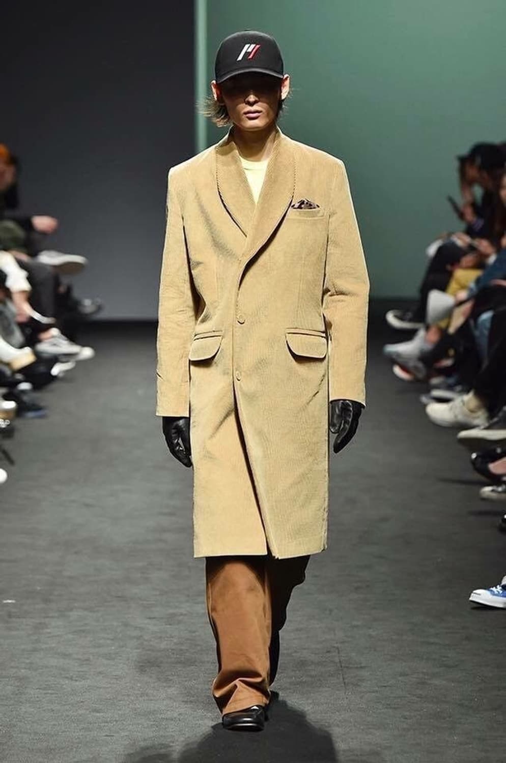 87mm 컬렉션 코듀로이 더블코트 상품이미지1