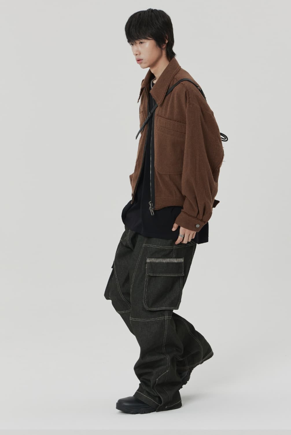 메종미네드 OBLIQUE PATCH DENIM PANTS BLACK 상품이미지2