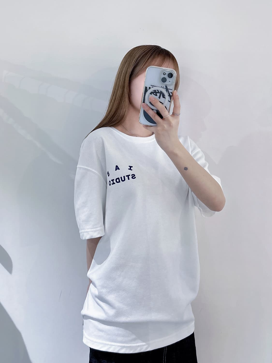 아이앱 화이트 빅로고 반팔 상품이미지2