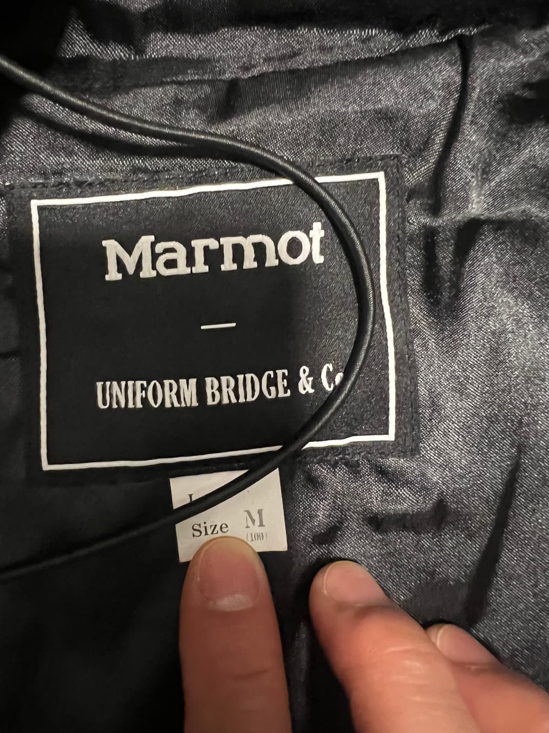 마모트 X 유니폼브릿지 바람막리 상품이미지2