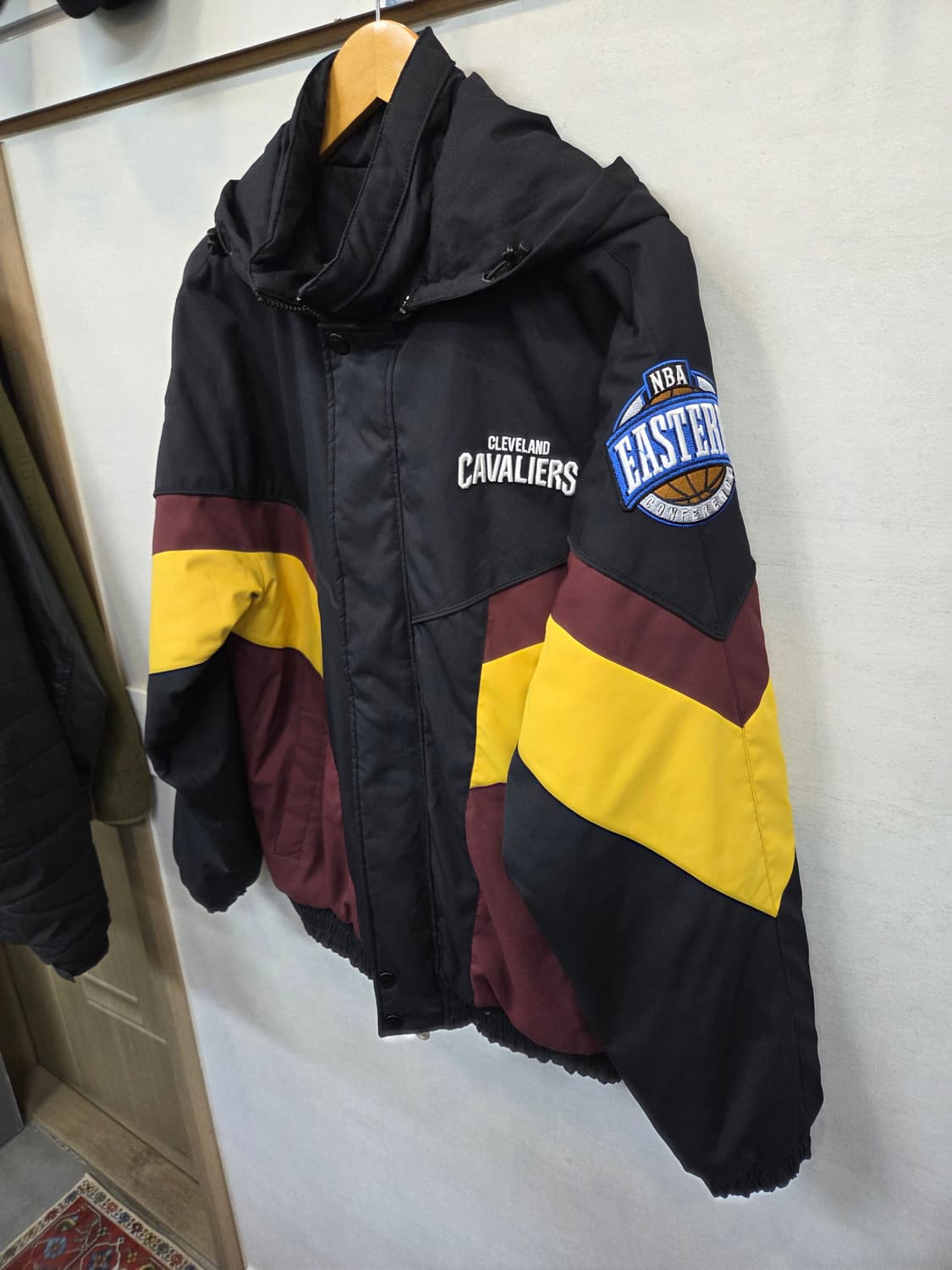 Nba 클리블랜드 패디드 후드 점퍼 L xl 상품이미지6