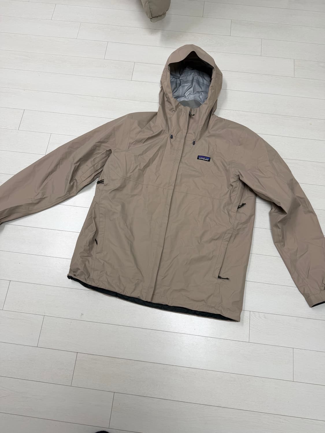 파타고니아 토렌쉘 3L 씨버드 그레이 자켓 L 사이즈  상태감 8.5/1 상품이미지1