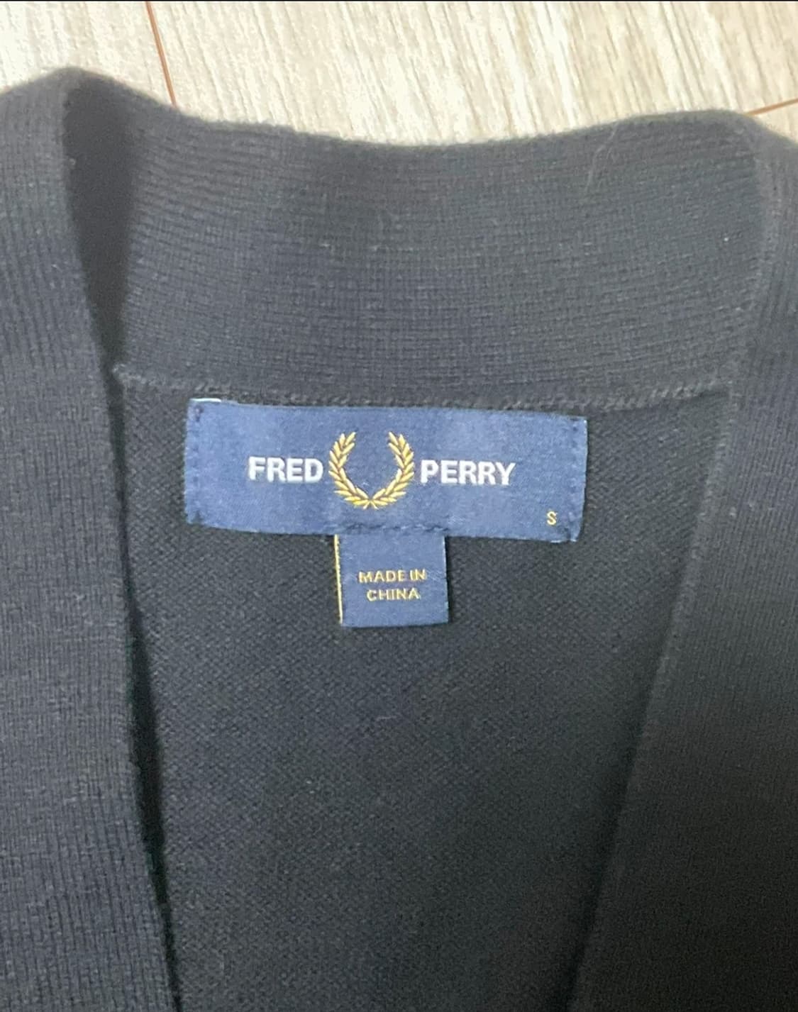 프레드페리 검/흰 가디건 S사이즈 상품이미지2