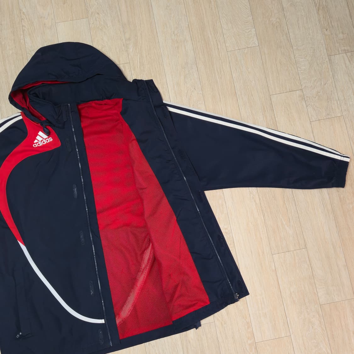 아디다스 바이에른 뮌헨 후드 바람막이 자켓 상품이미지5