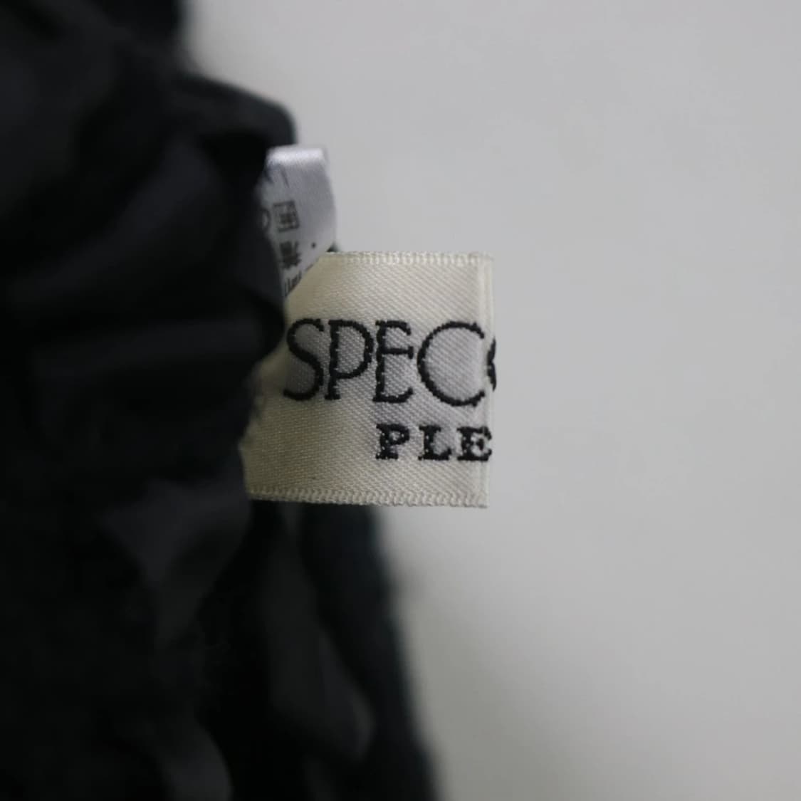 스피치오 BY  이세이미야케 슬리브리스 자켓 셋업 67221 상품이미지7