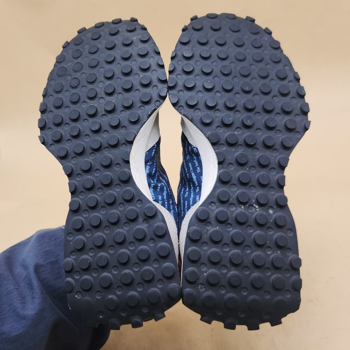 뉴발란스 327 남성운동화 260 상품이미지3