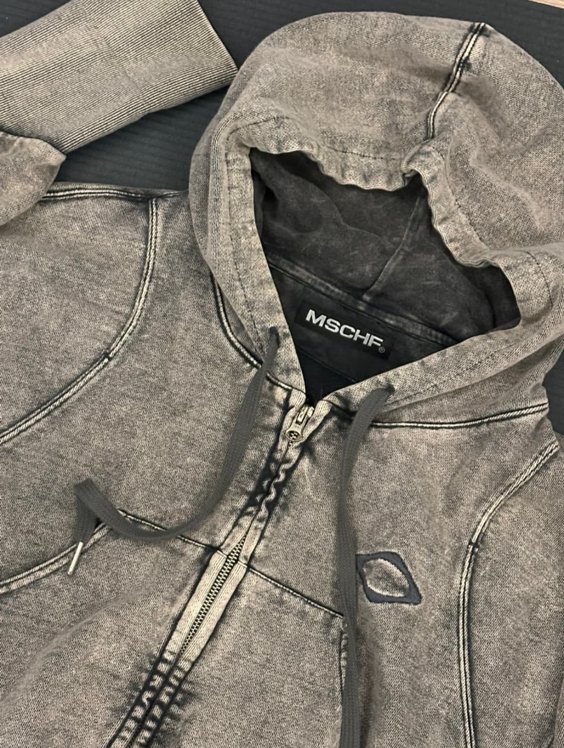 미스치프 후드 집업 워싱 차콜 (크림 34만원) 상품이미지2