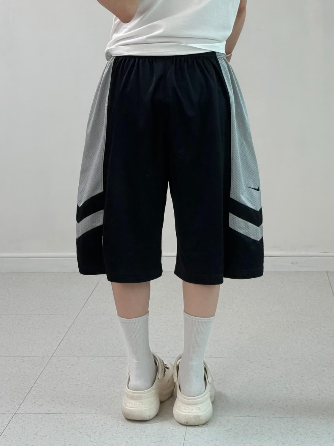나이키 네이비 그레이 츄리닝 반바지 상품이미지4