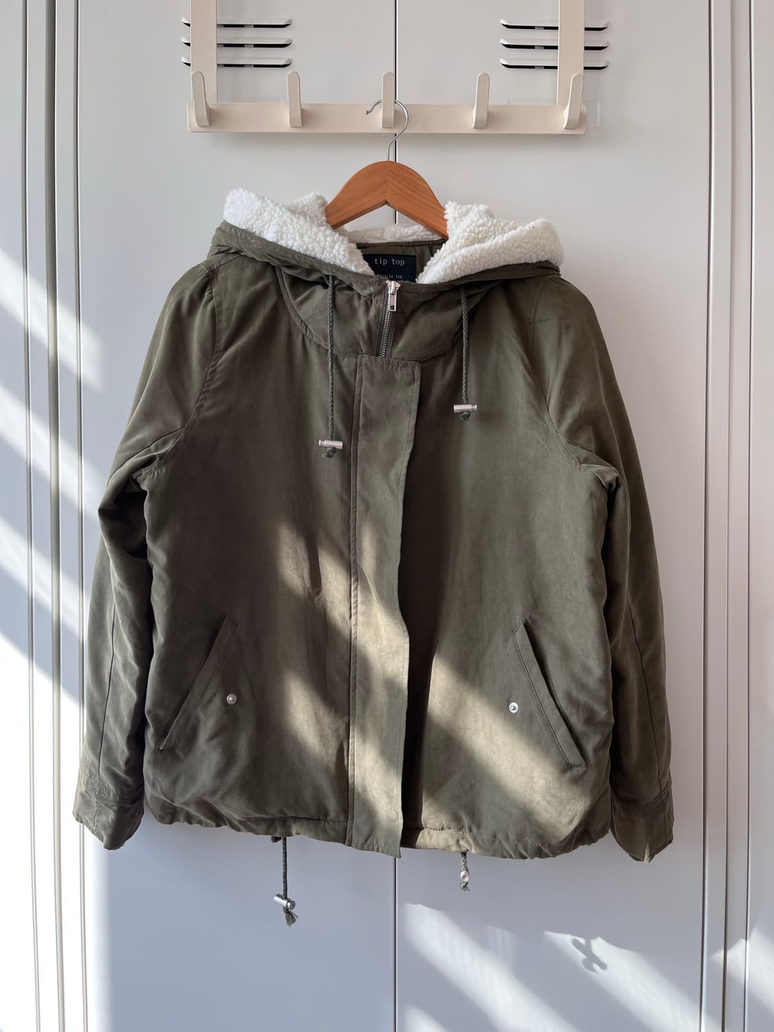 Tip top 양털 누빔 카키 야상 패딩 상품이미지2