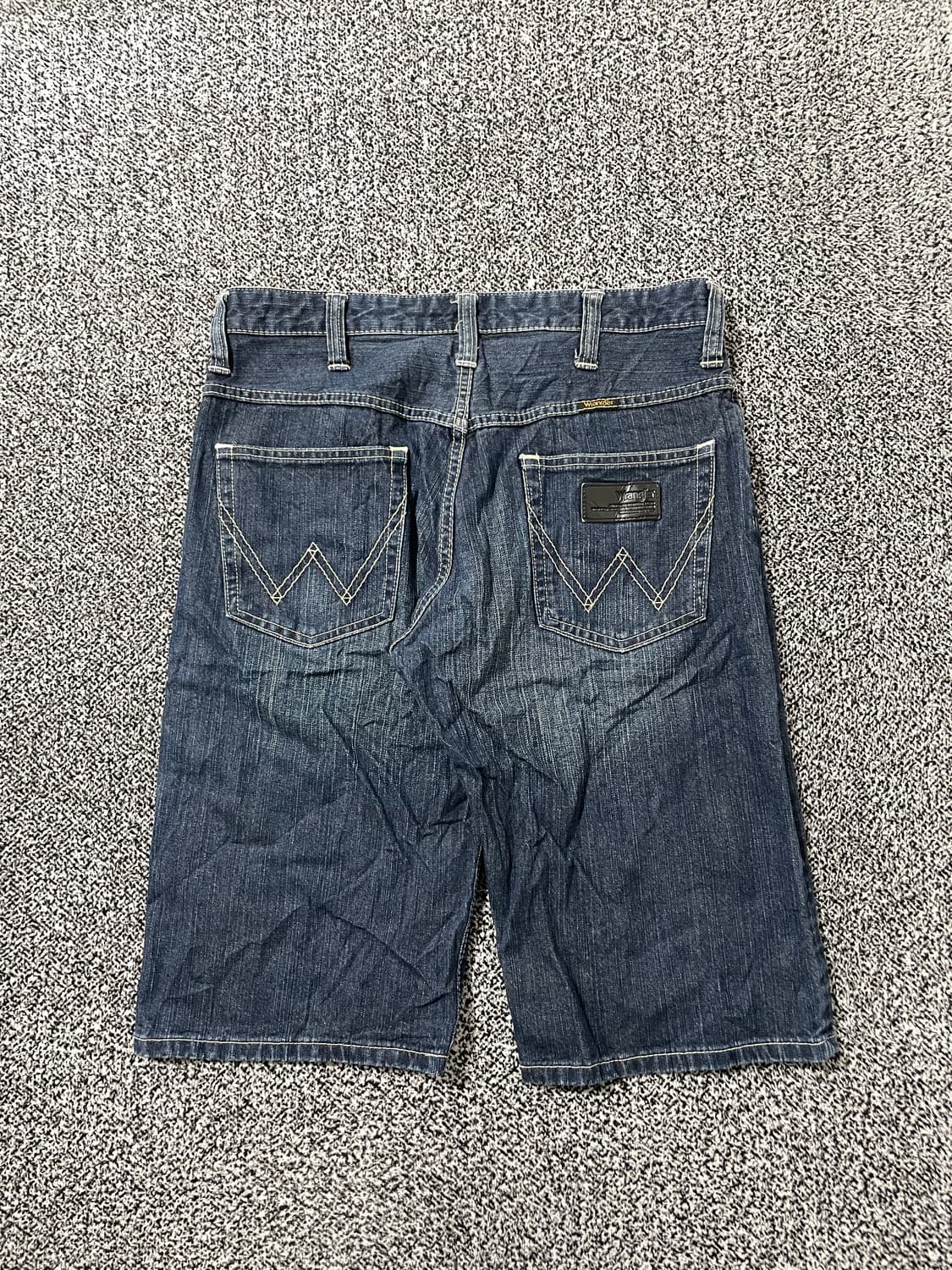 빈티지9. WRANGLER 랭글러 워시드 숏팬츠 반바지 데님팬츠 청반바지 상품이미지2