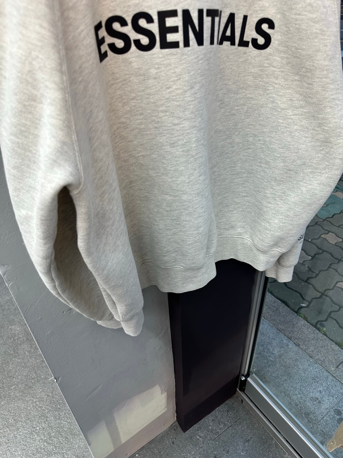 M/ 피어오브갓 에센셜 레터링 오버 맨투맨 상품이미지4