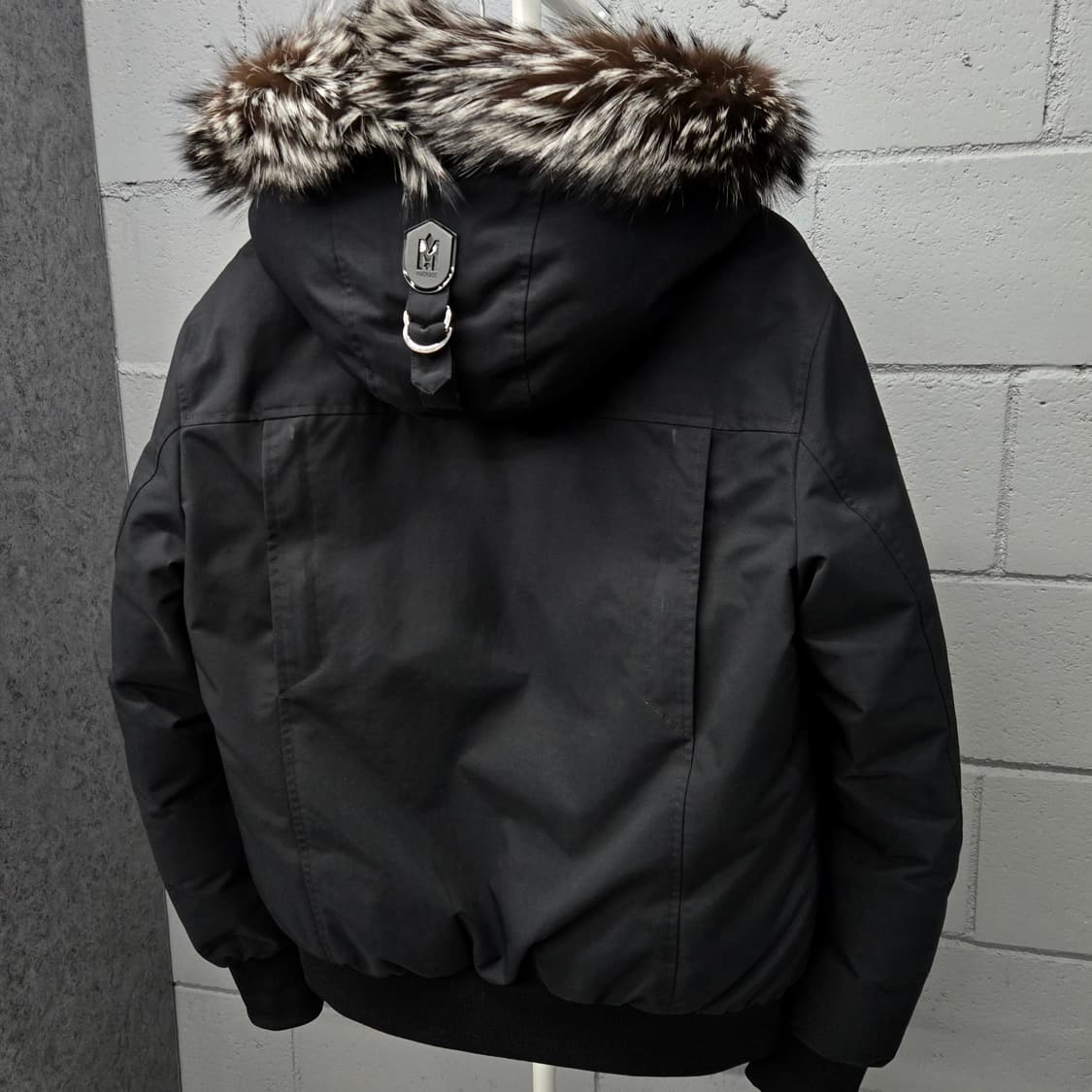 맥케이지 딕슨 실버퍼 패딩 40사이즈 상품이미지5