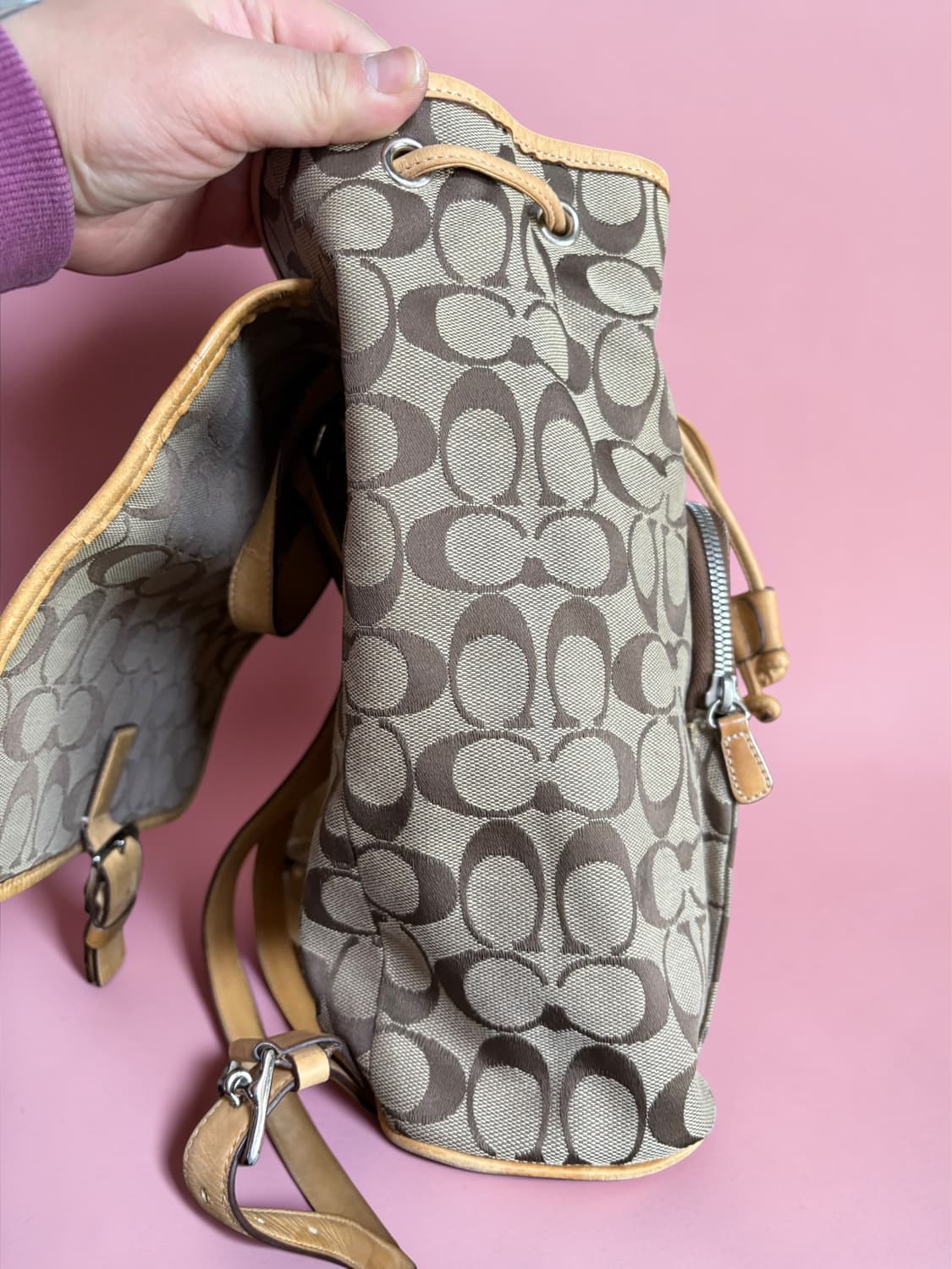 코치 시그니처 C라인 백팩 상품이미지3