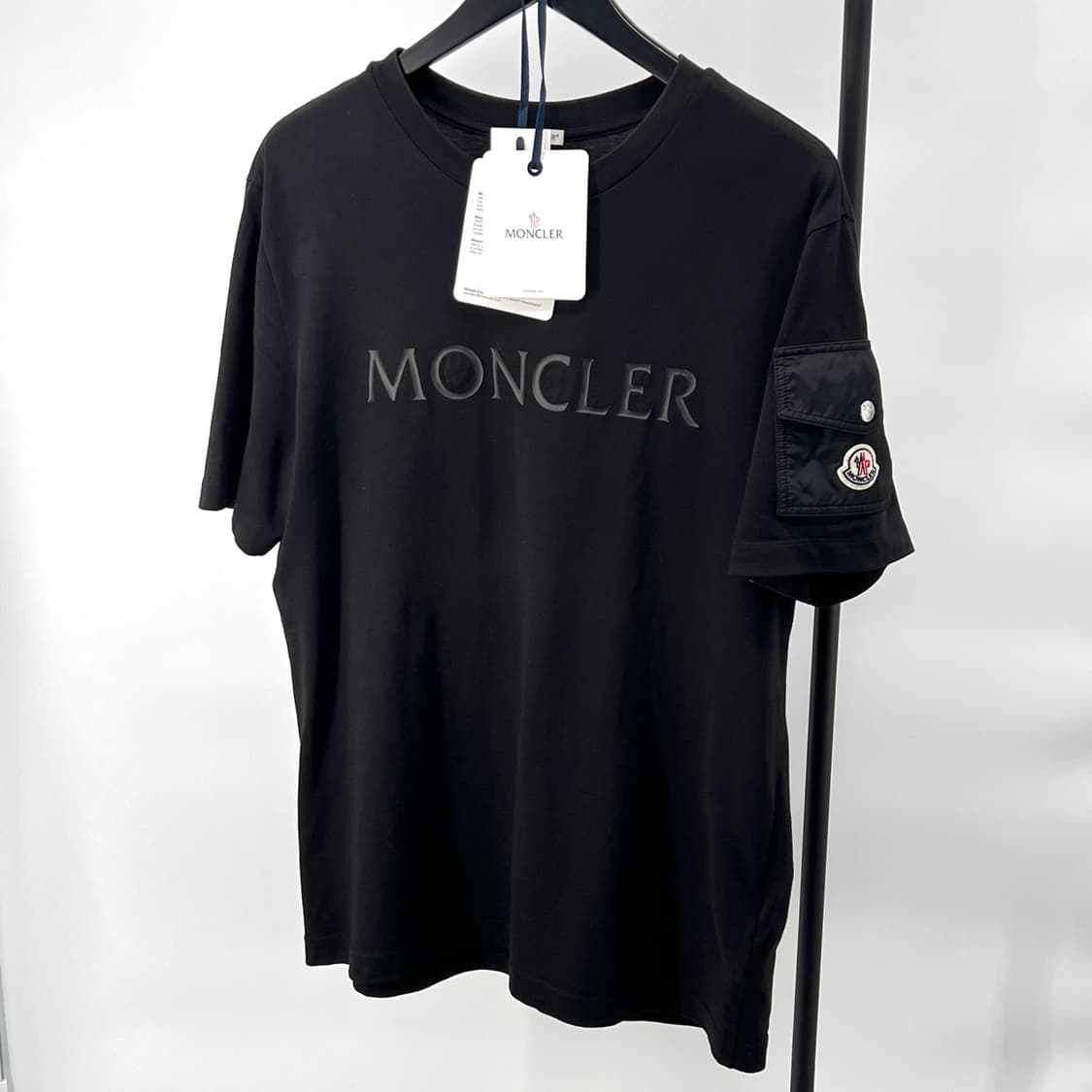 몽클레어 로고 반팔 티셔츠 블랙 상품이미지2