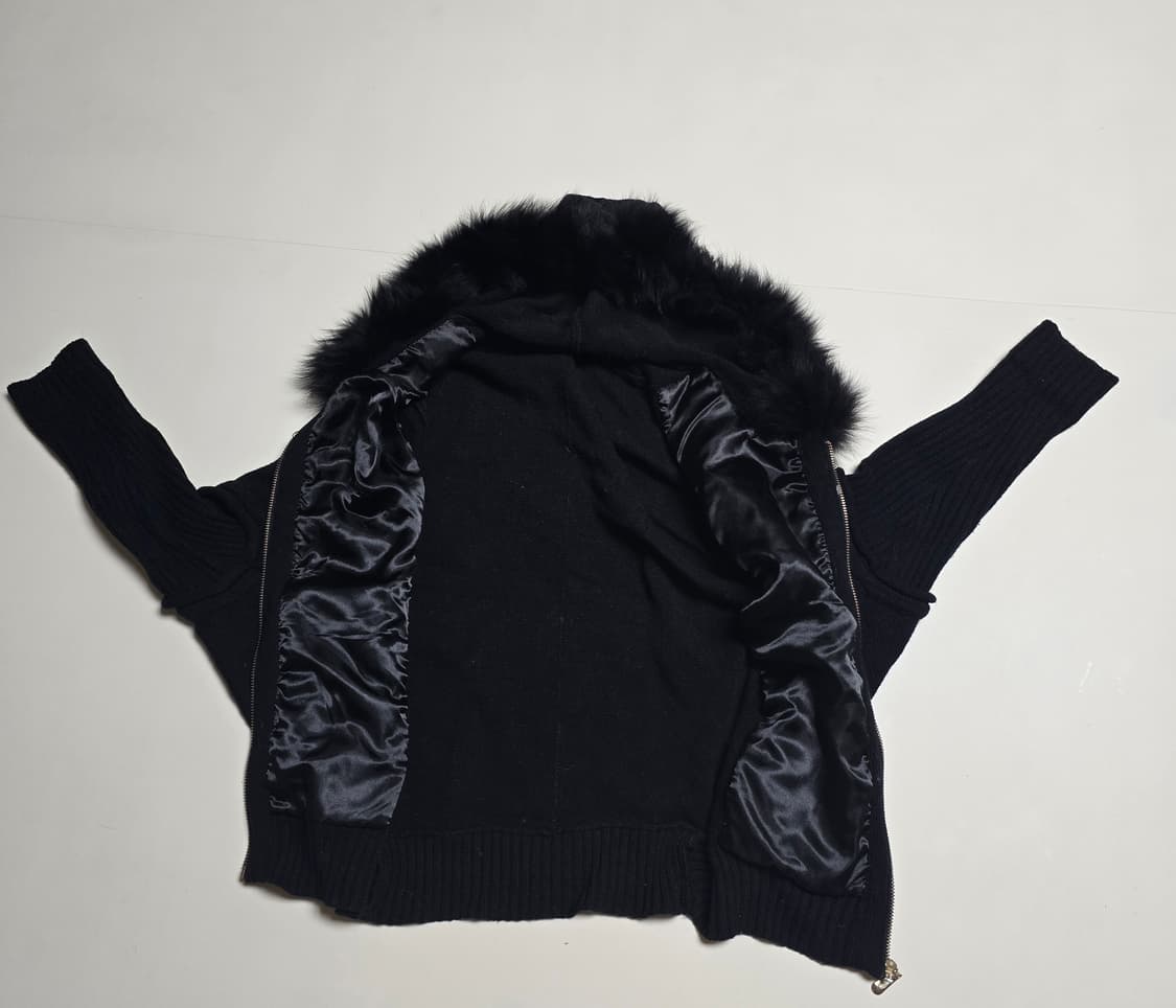 블랙 래빗퍼 니트 집업 (프리사이즈) 상품이미지2