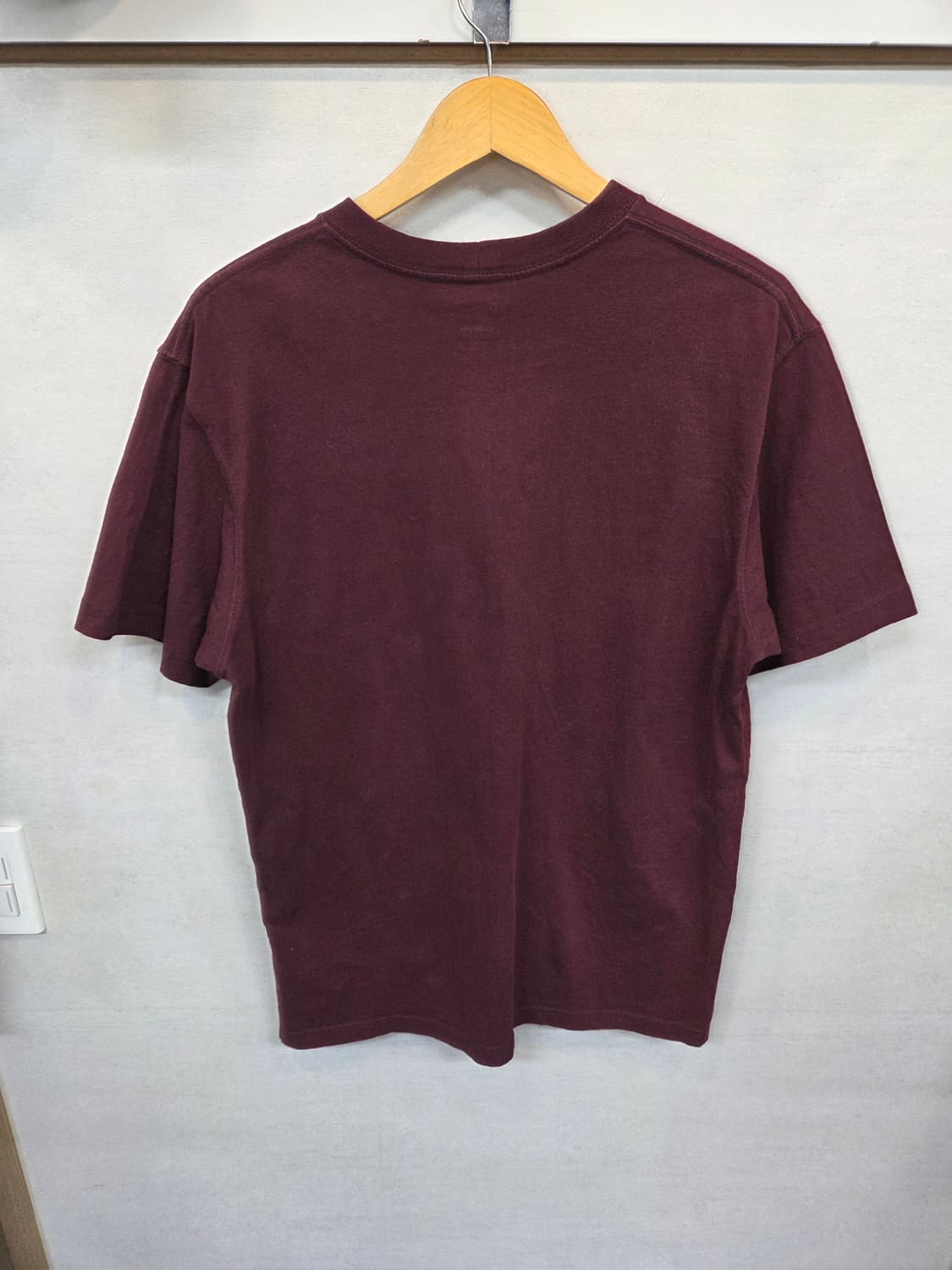 칼하트 포켓 반팔 s 레귤러 버건디  상품이미지2