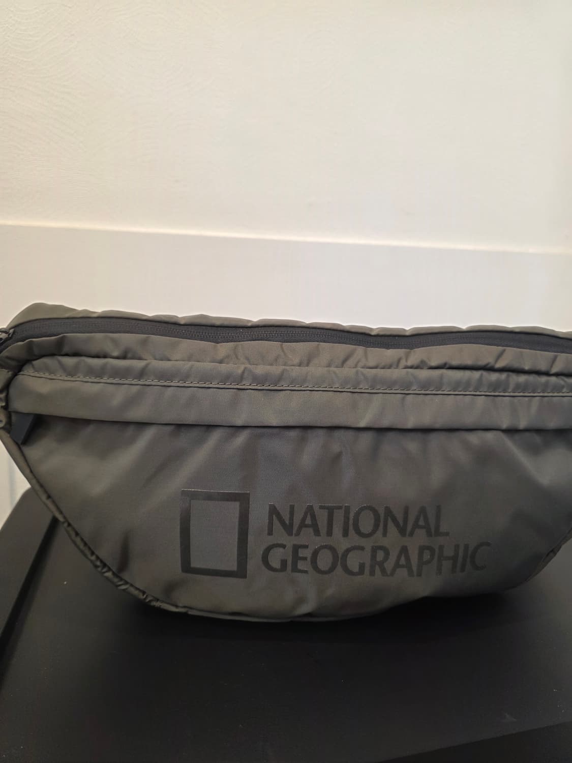 내셔널지오그래픽 닉문고 바디백 힙색  카키 상품이미지2