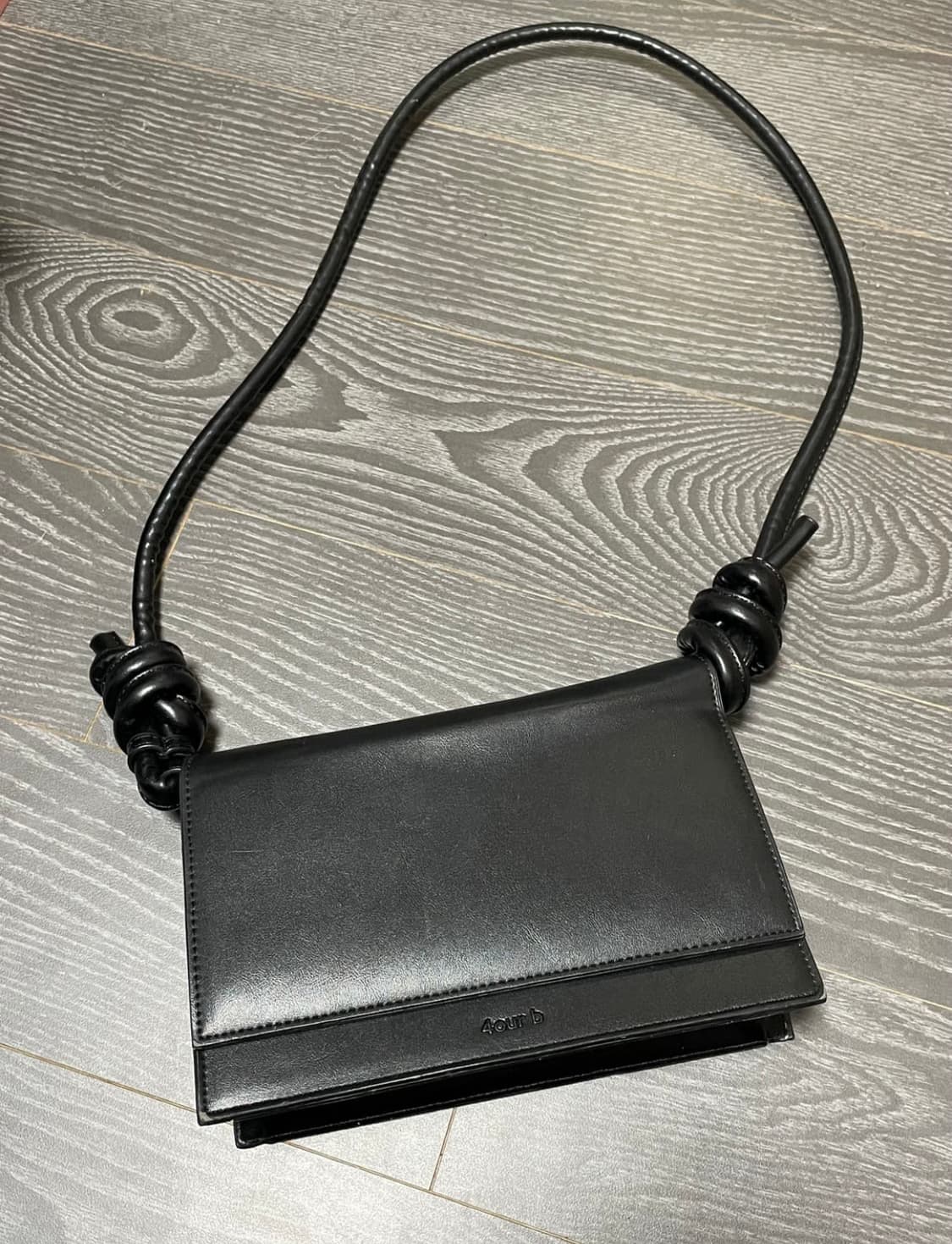 나눔) 4our b 블랙 로프백 상품이미지1