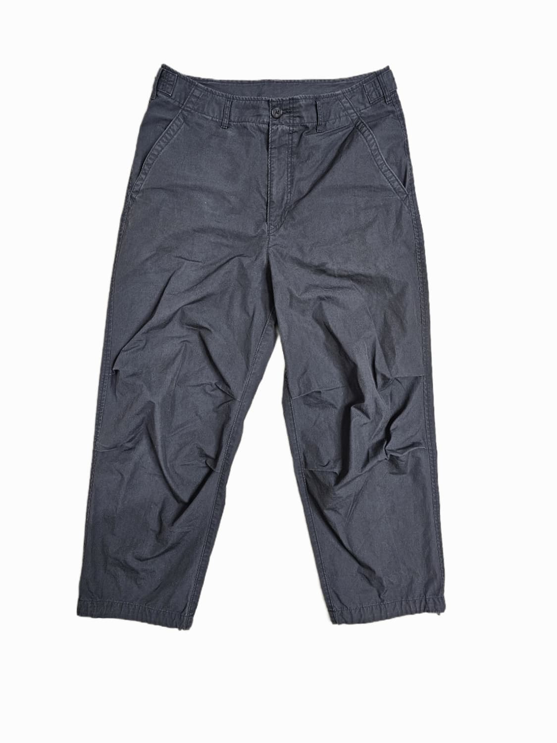 ​[32] 유니클로 차콜 다트 디테일 와이드 파라슈트 팬츠 상품이미지1