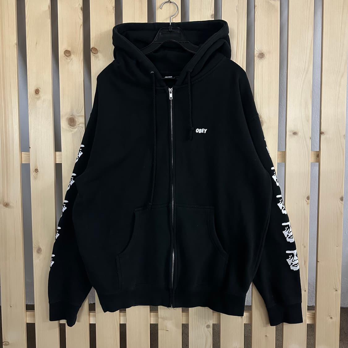 (L) 오베이 블랙 후드집업 상품이미지1