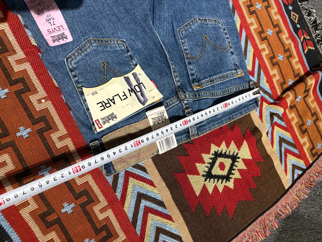 리바이스 519 로우 플레어핏 데님팬츠 상품이미지4