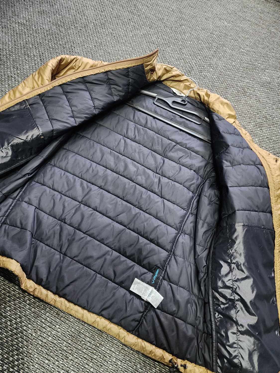 노스페이스 경량 패딩 100 L사이즈  상품이미지7