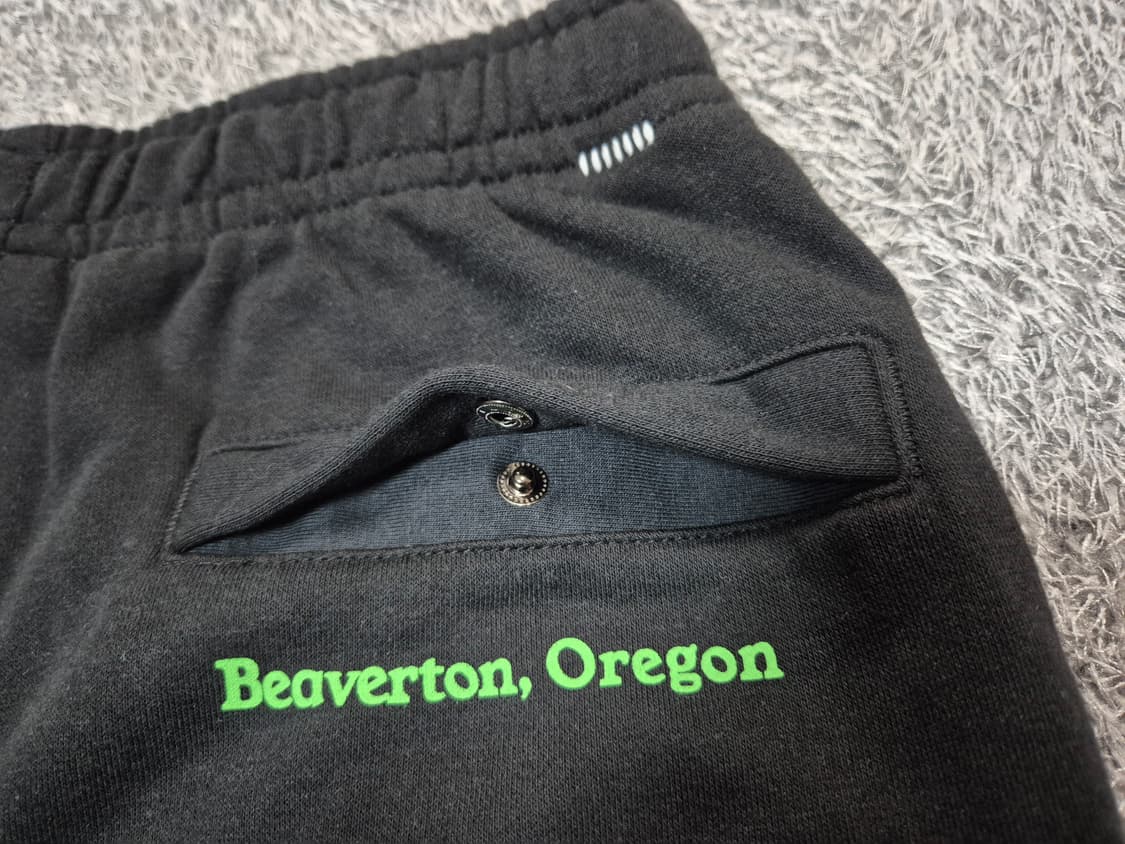 [새상품]나이키 남성 월드투어 스웨트 조거팬츠 S 상품이미지4