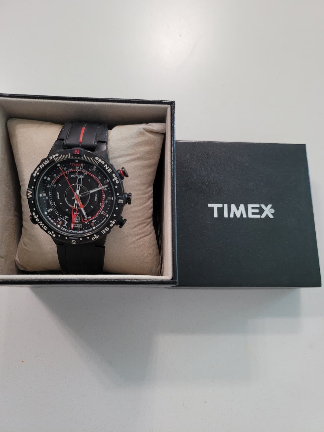 당신의 모험을 함께할 완벽한 동반자, 타이맥스 '해운대 시계' (T2N7 상품이미지4