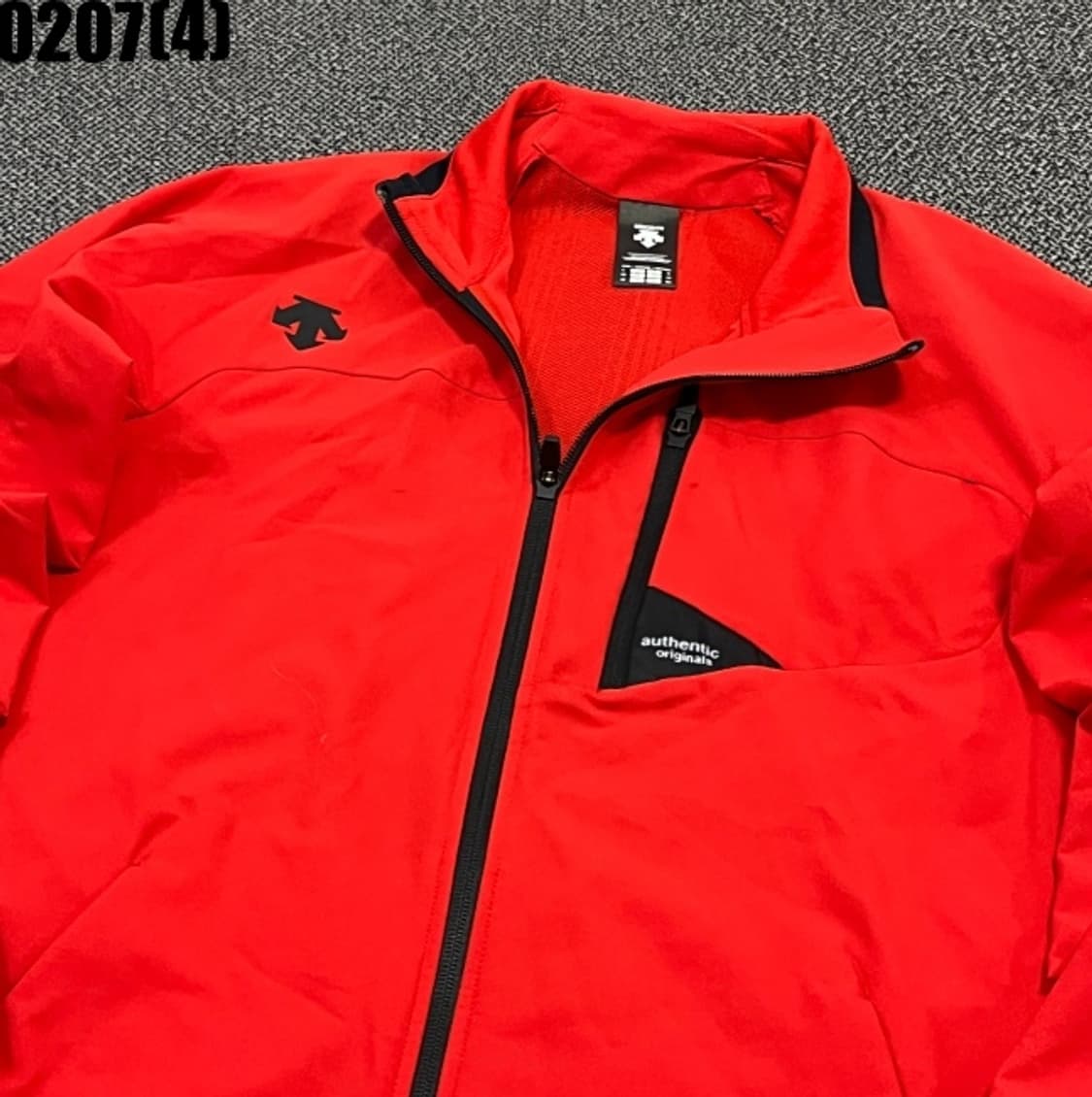 [100] 데상트 레드 바람막이 집업 자켓 0207(4) 상품이미지2