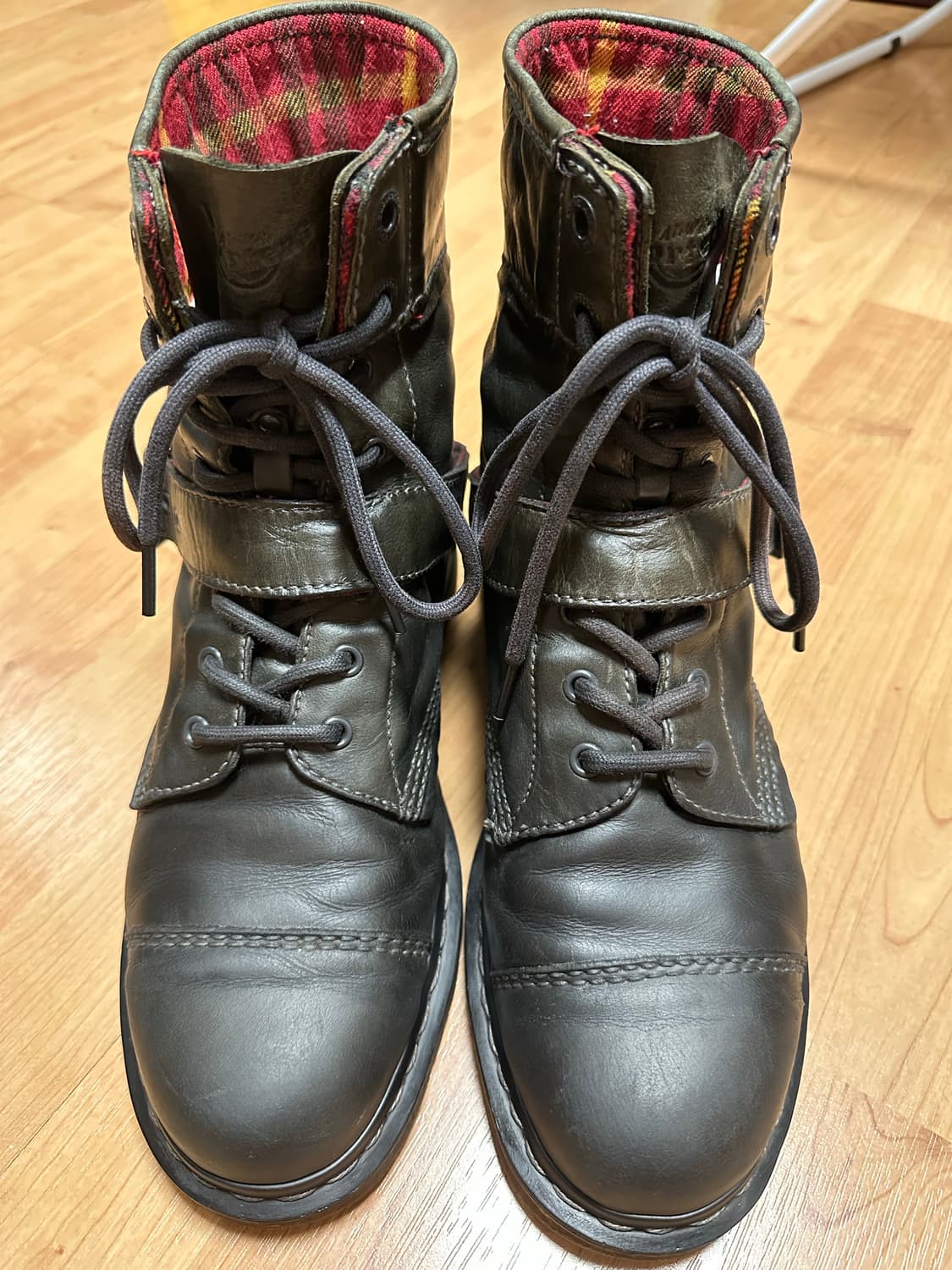 닥터마틴 트라이엄프 블랙 UK10 290 상품이미지1