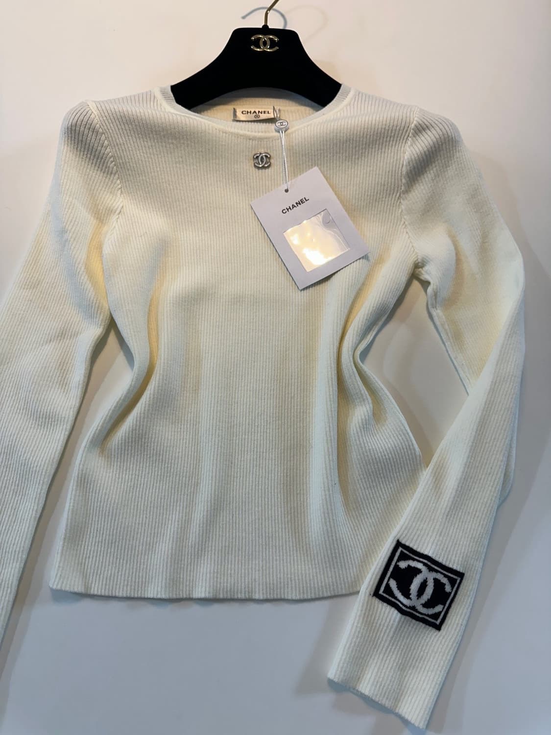 (새상품)샤넬니트 상품이미지5