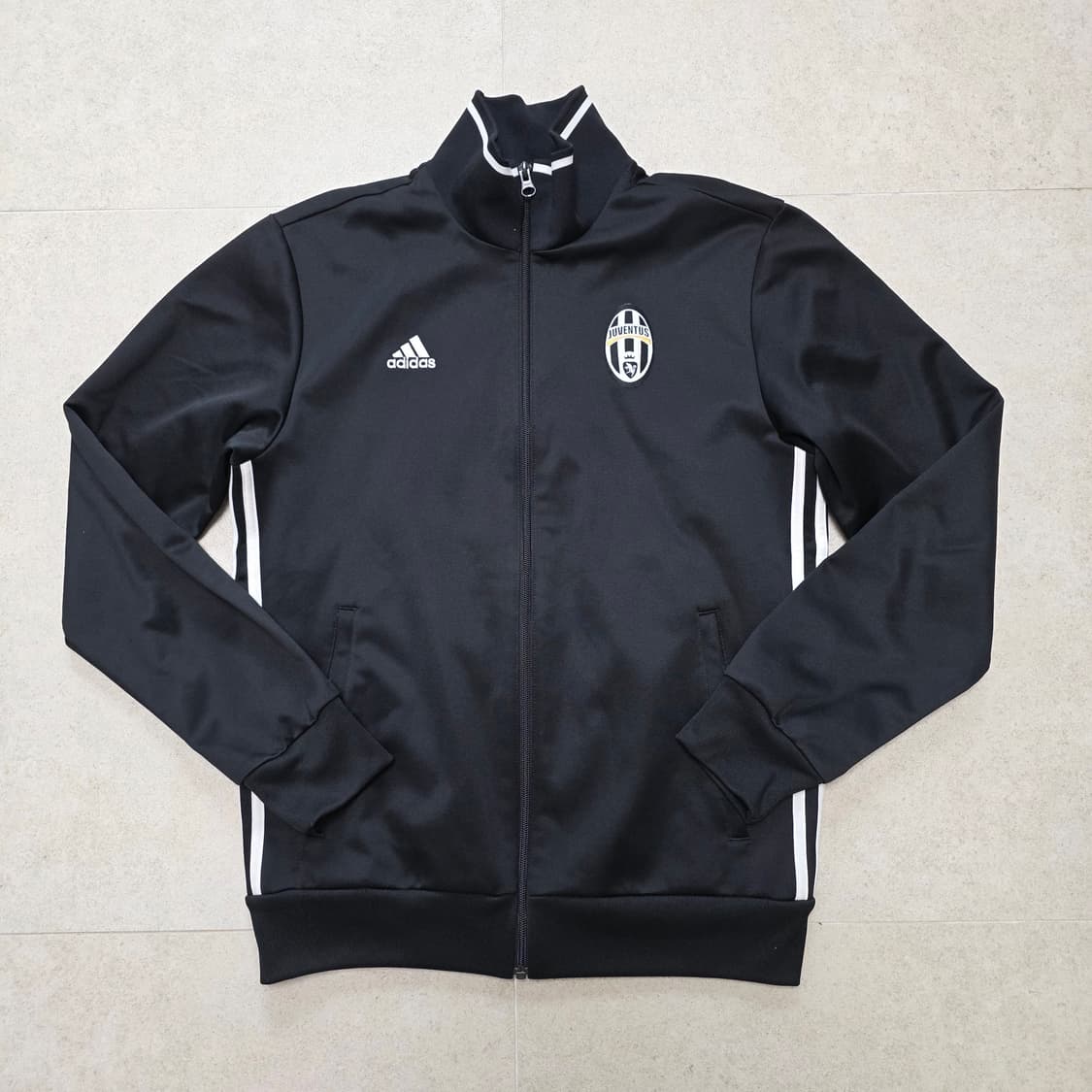 아디다스 유벤투스 트랙탑 100 상품이미지1