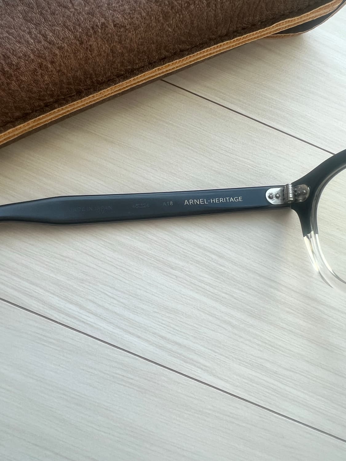 타르트옵티컬 아넬 투톤 46 상품이미지3