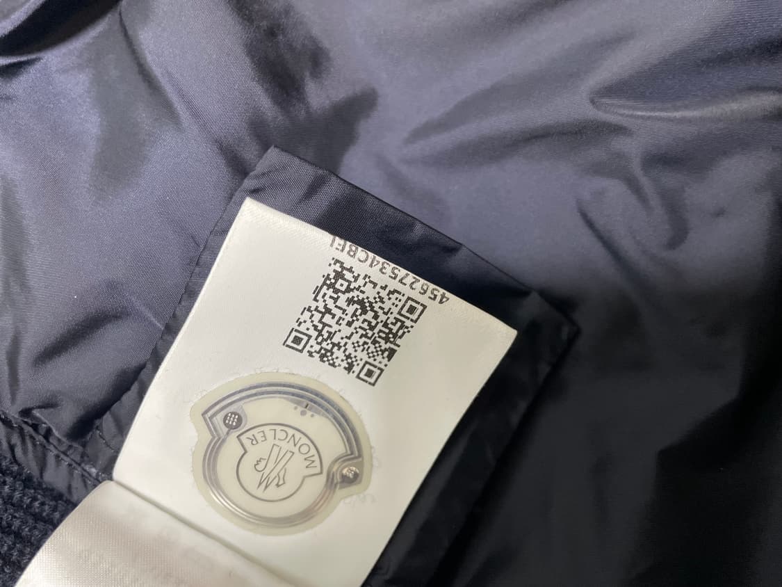 백화점판 [정품] 몽클레어 니트패딩 M 상품이미지7