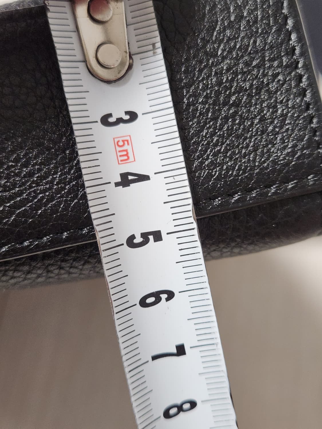 미사용) 빈폴ACC 블랙 엘로이 세로 메신저백 미니 BE78D2M055
 상품이미지4
